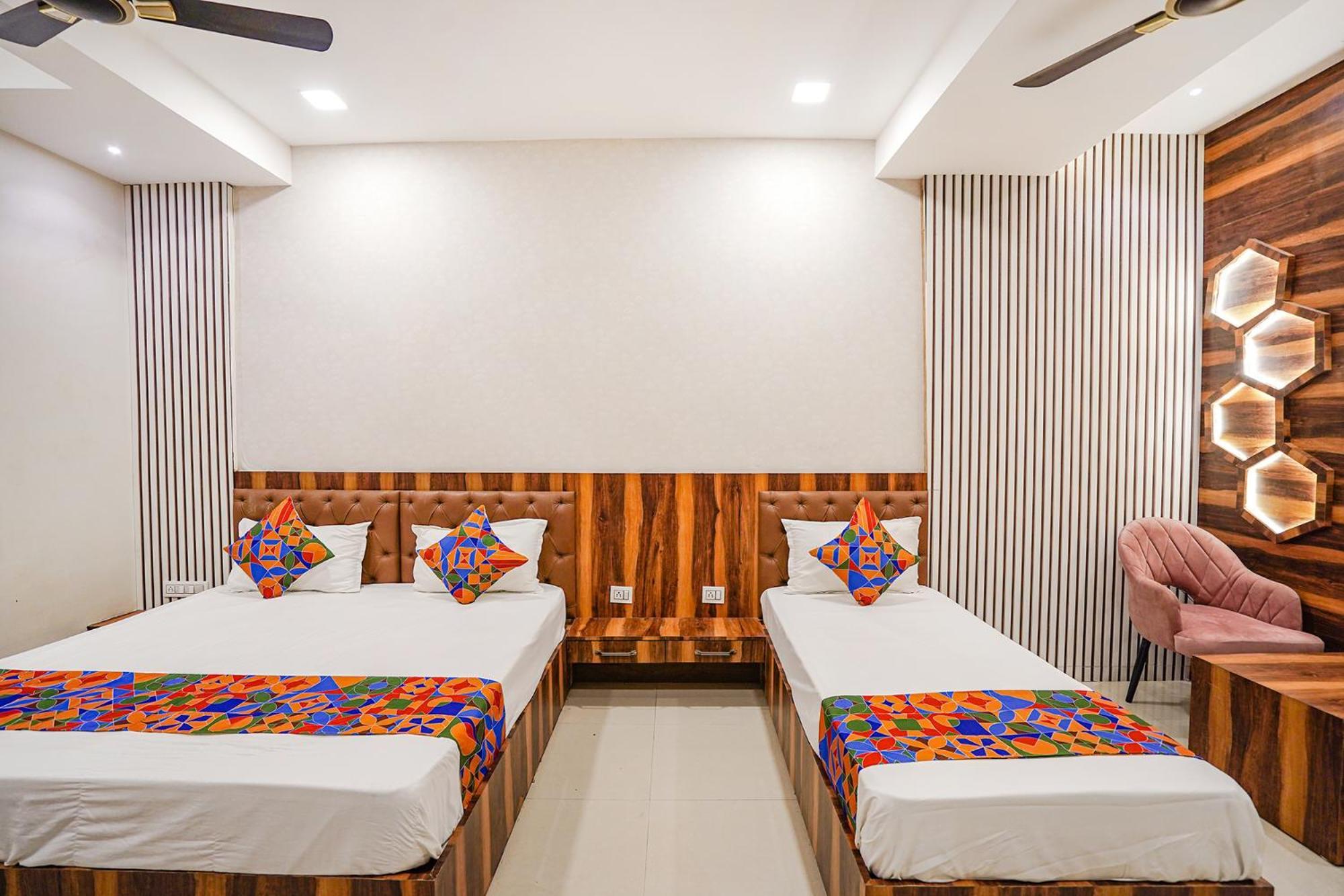 Fabhotel Ts Inn Faithfulganj Exterior photo