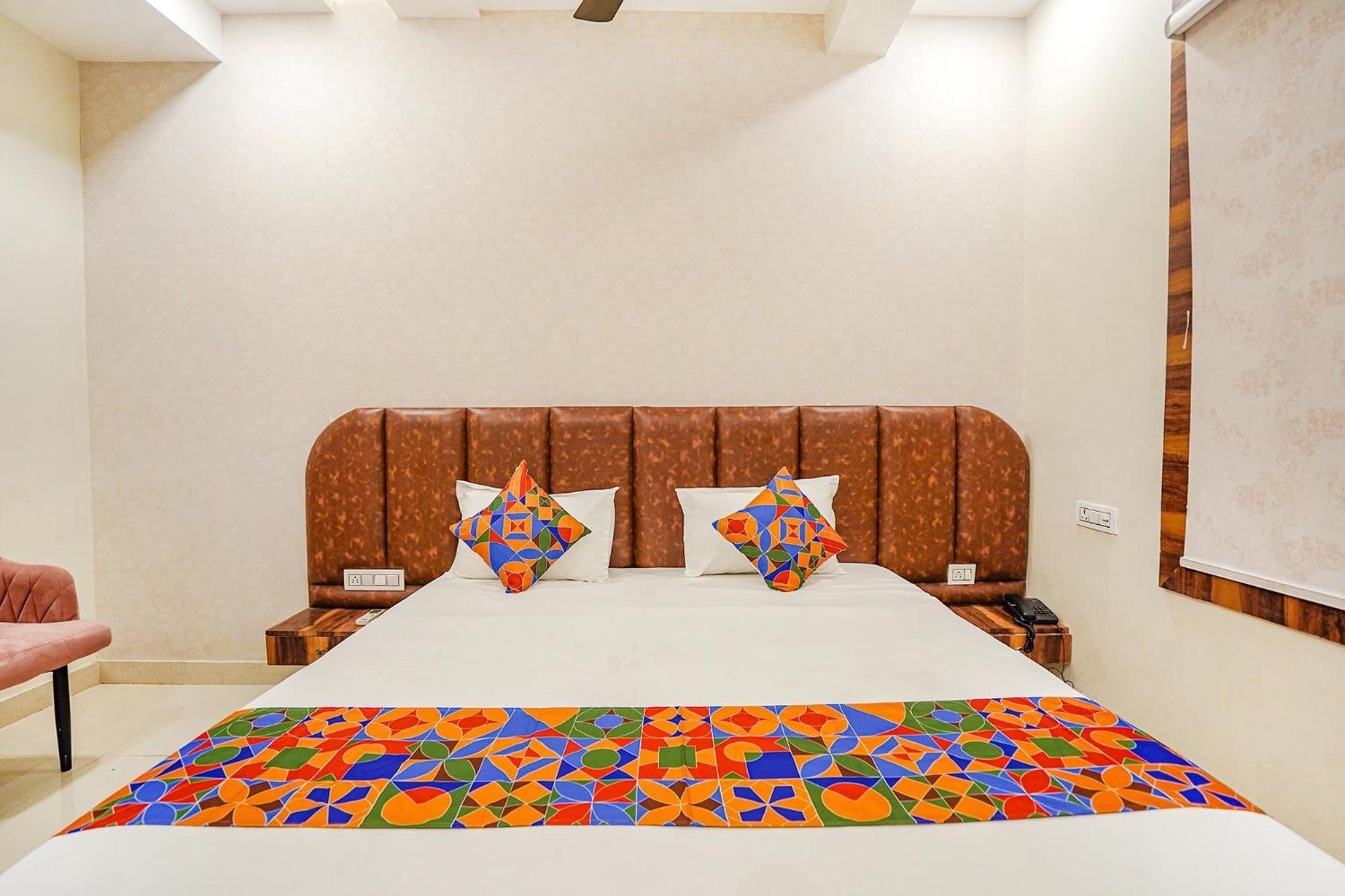 Fabhotel Ts Inn Faithfulganj Exterior photo