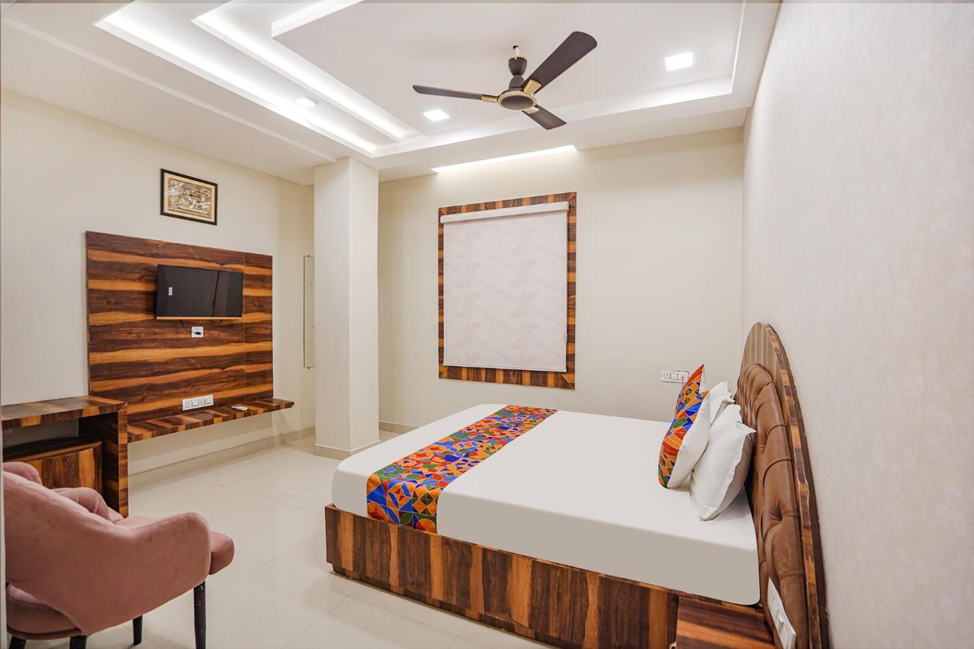 Fabhotel Ts Inn Faithfulganj Exterior photo